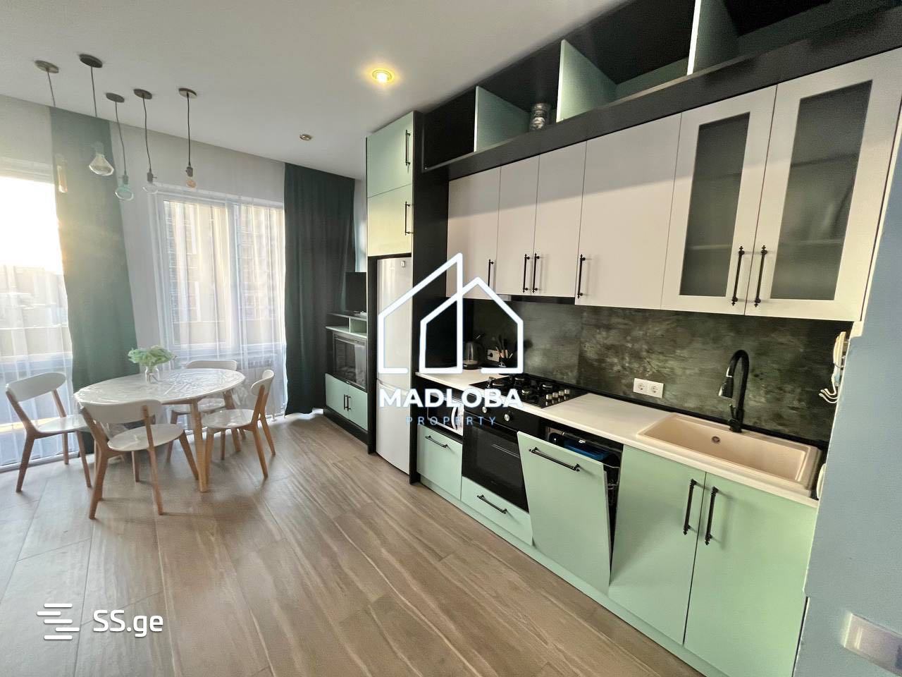 Bagrationi str. 129 - 4 rooms