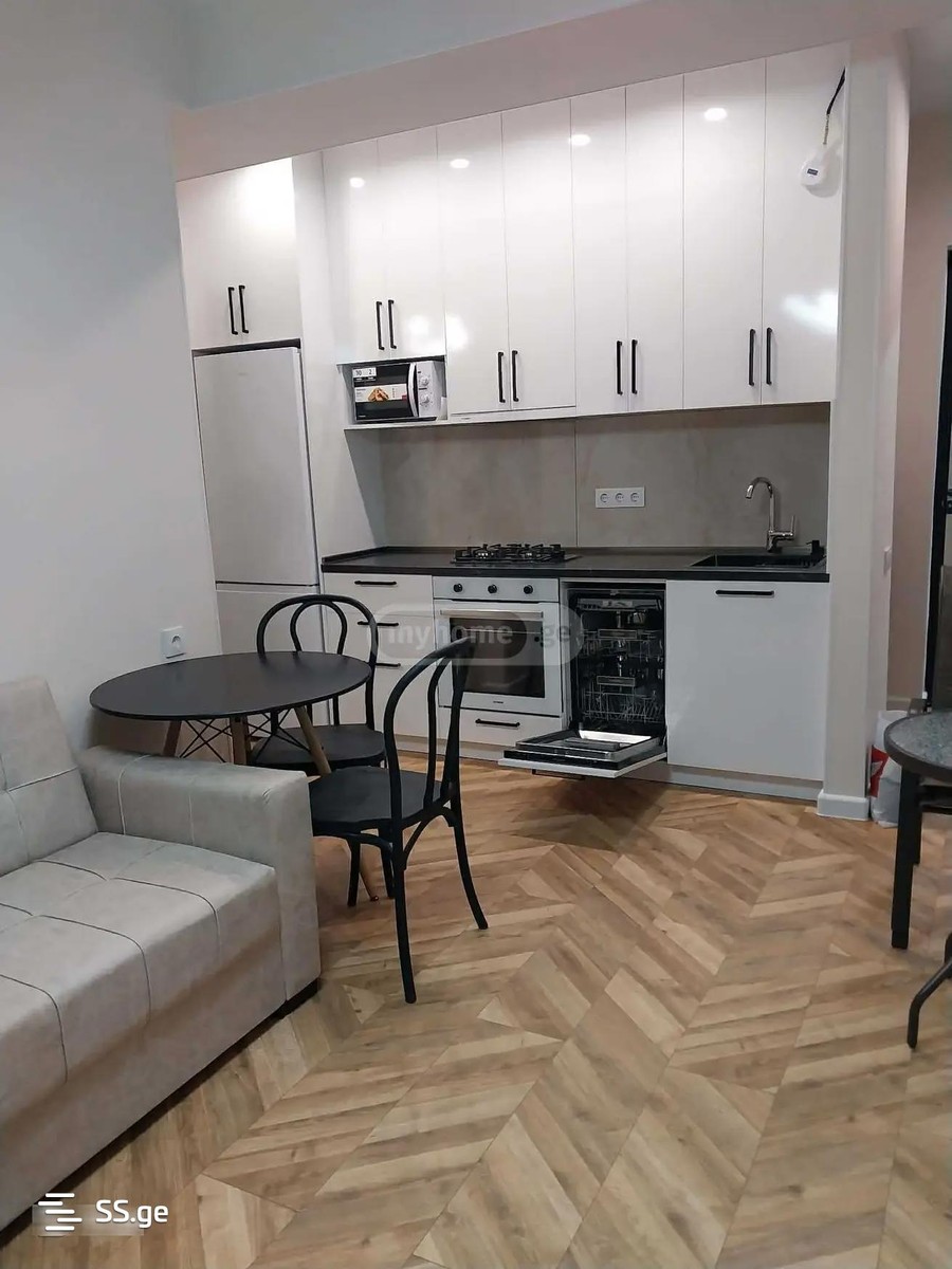 navtlugi st. 10 - 3 rooms