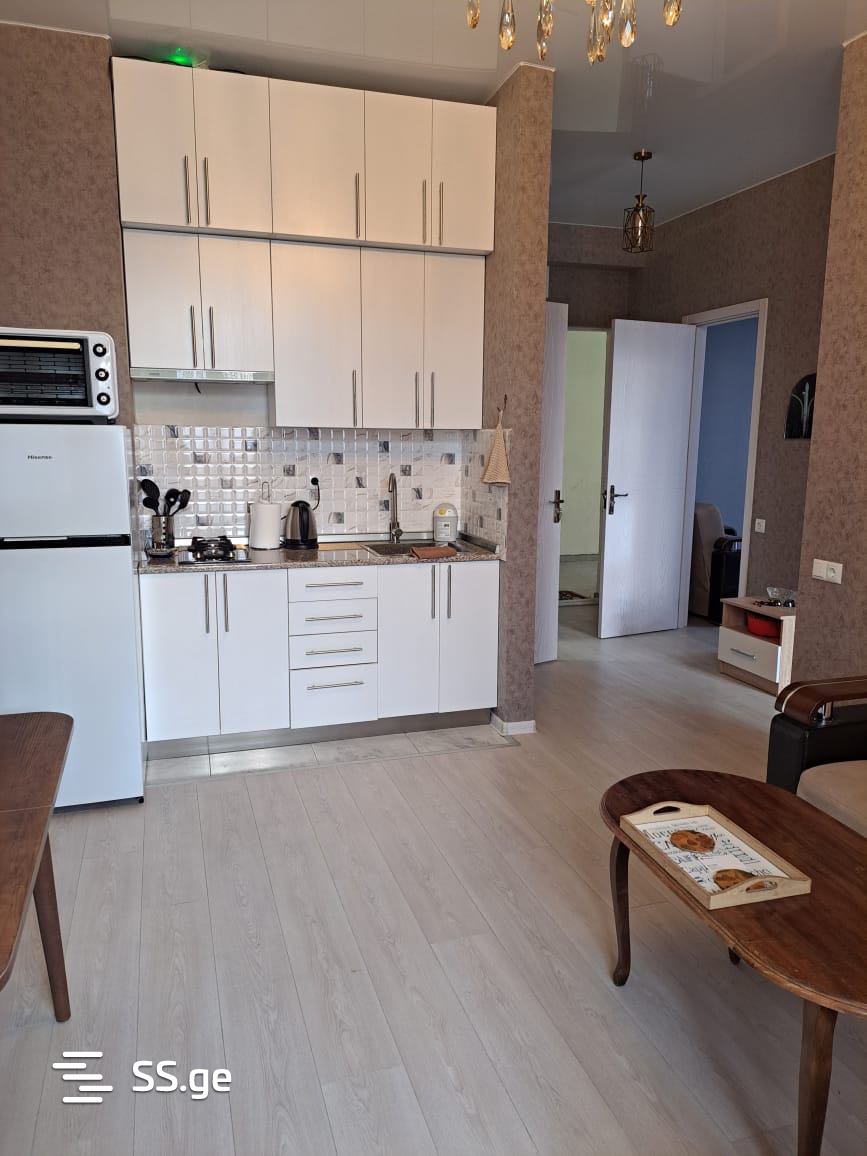 chkondideli st. 74 - 3 rooms