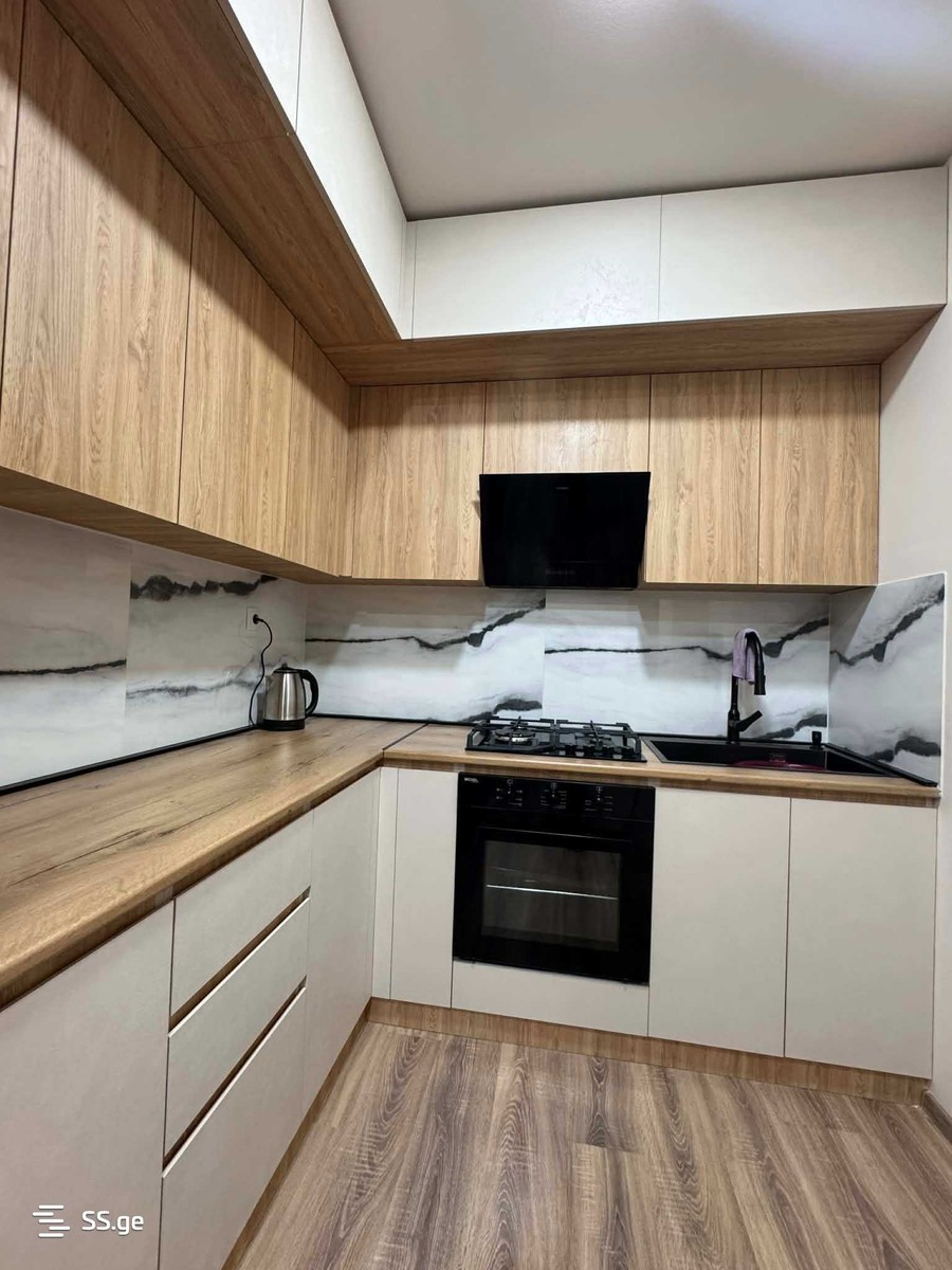 V. Kikvidze st. 1 - 3 rooms