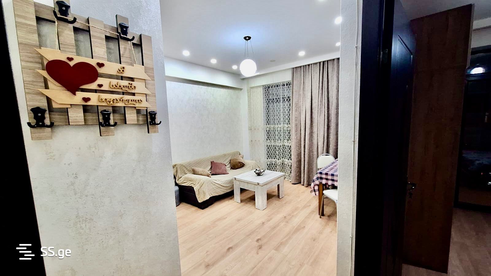 Mirian Mephe st. 33ა - 2 rooms