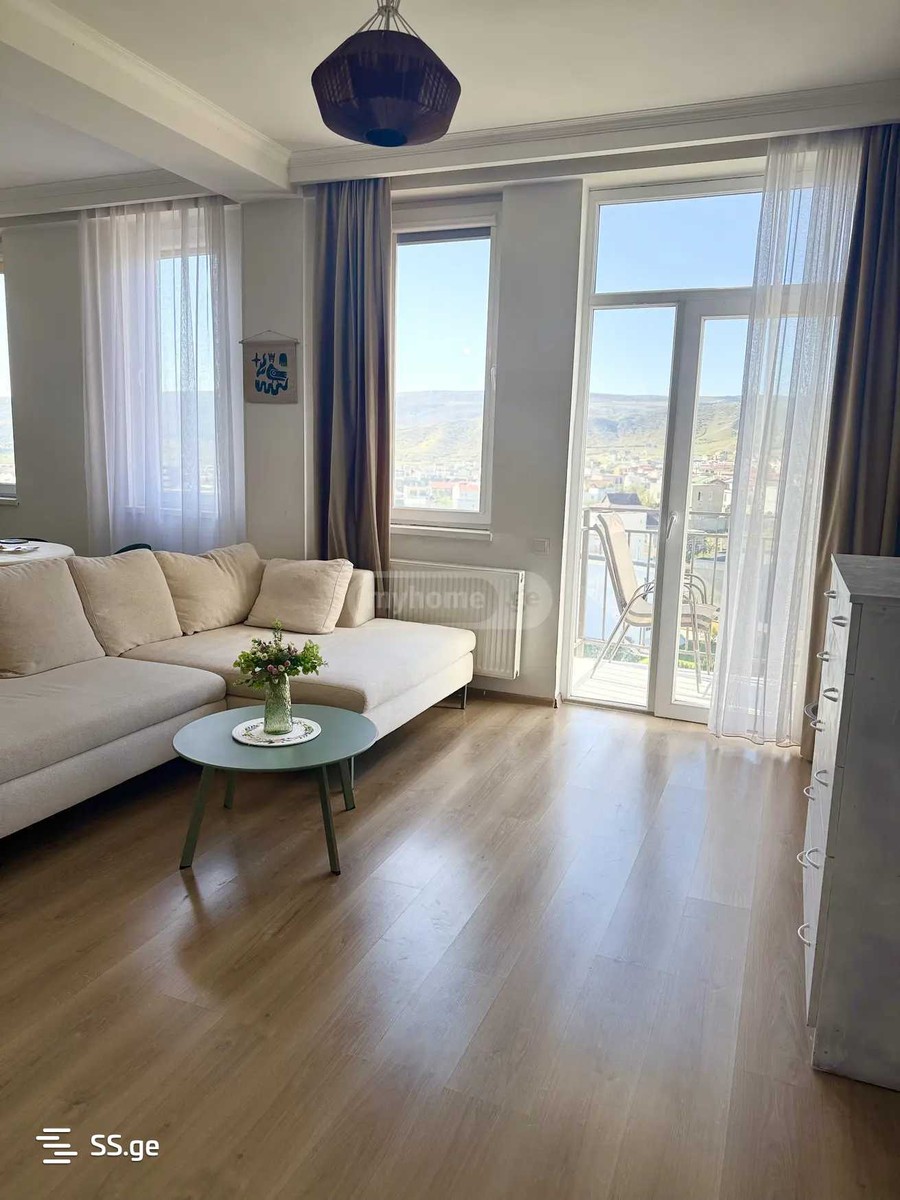 Mirian Mephe st. - 3 rooms