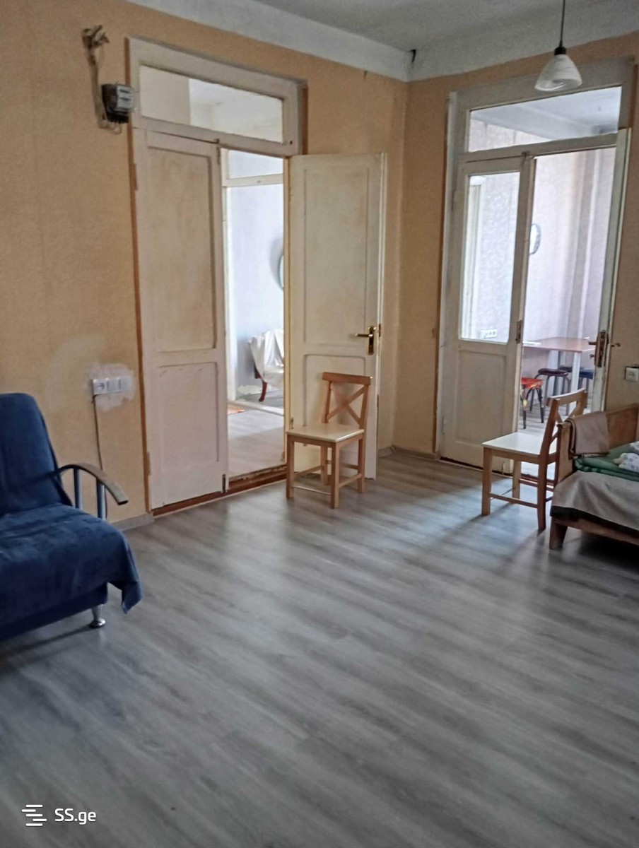 ckhvedadze st. - 3 rooms
