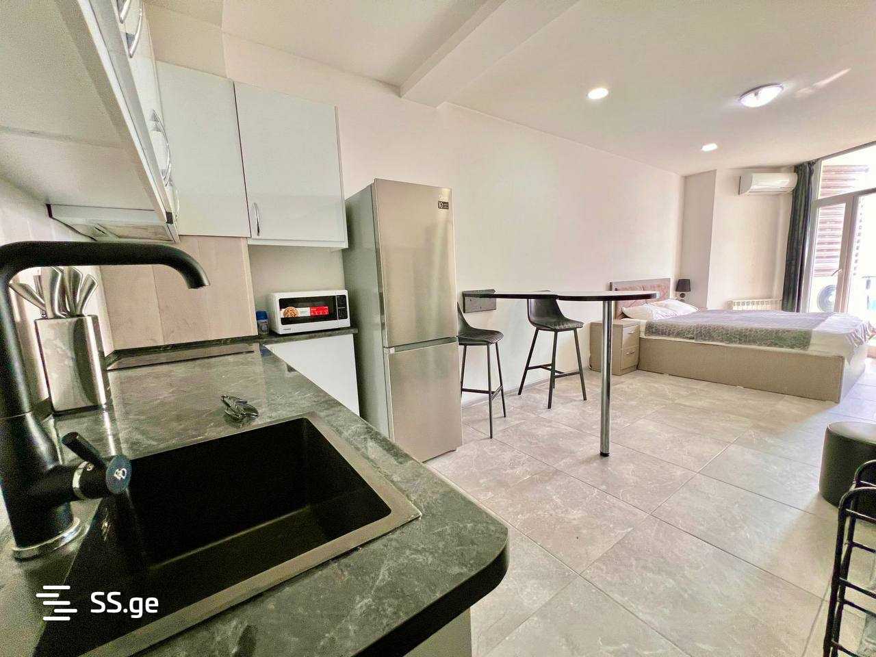 R. Nizharadze st. 3 - 1 rooms