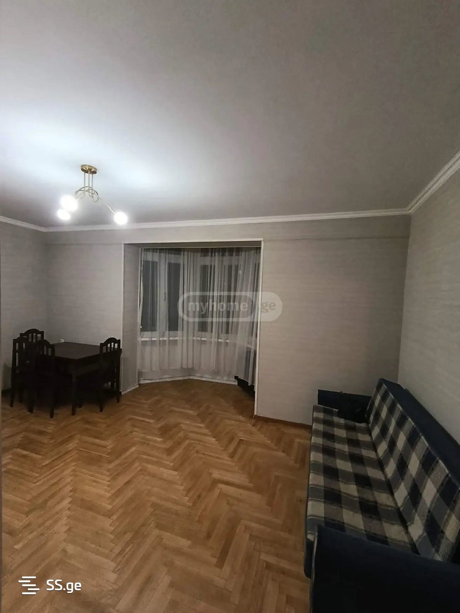V. Topuridze st. - 3 rooms