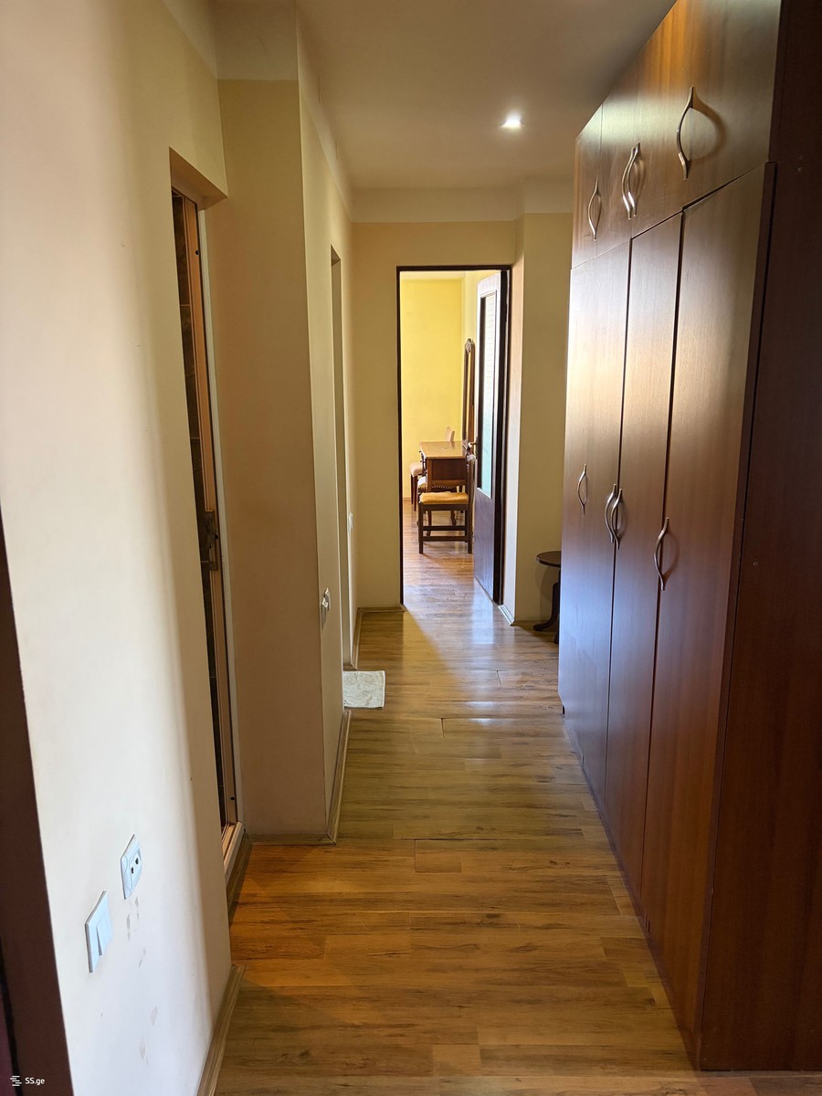 Mirian Mephe st. 77 - 3 rooms