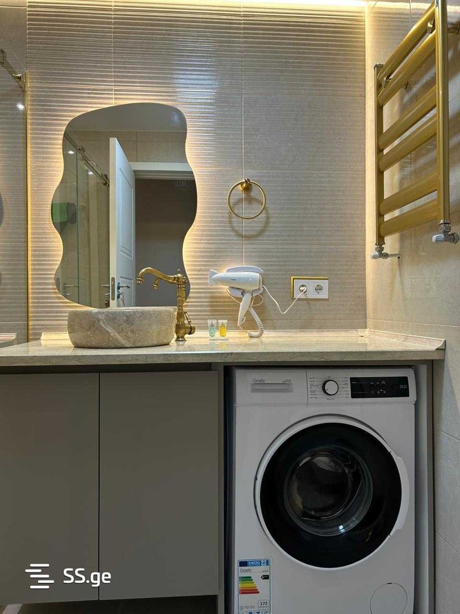 R. Nizharadze st. 6 - 2 rooms