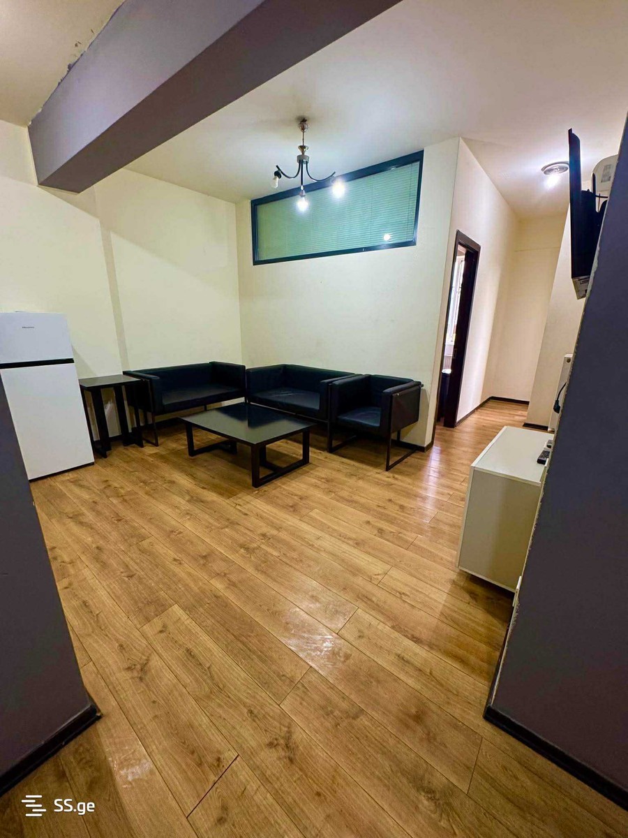 ipolitov ivanov st. 9 - 3 rooms