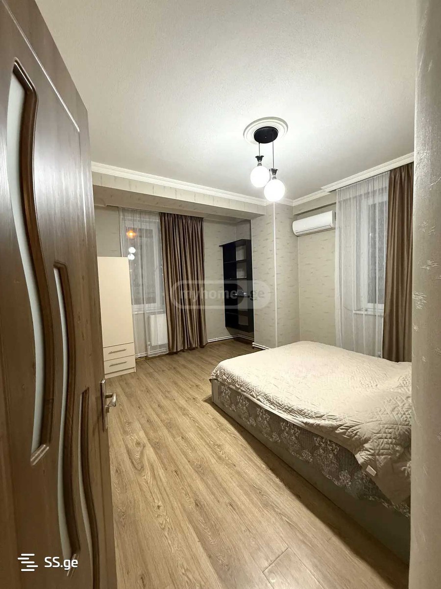 T. Botchorishvili st. 8 - 3 rooms