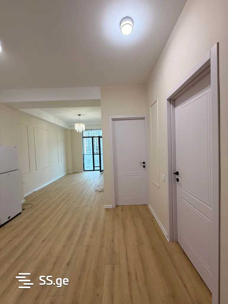 Kosmonavtebi coast 91 - 2 rooms