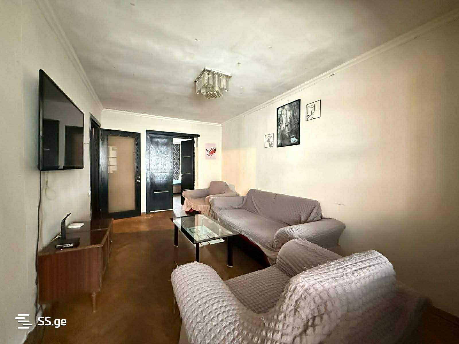 aglazde st. - 3 rooms