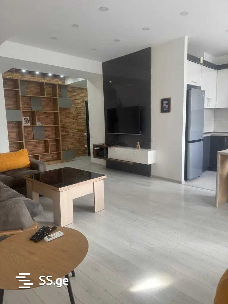 tskneti hwy 7 - 3 rooms