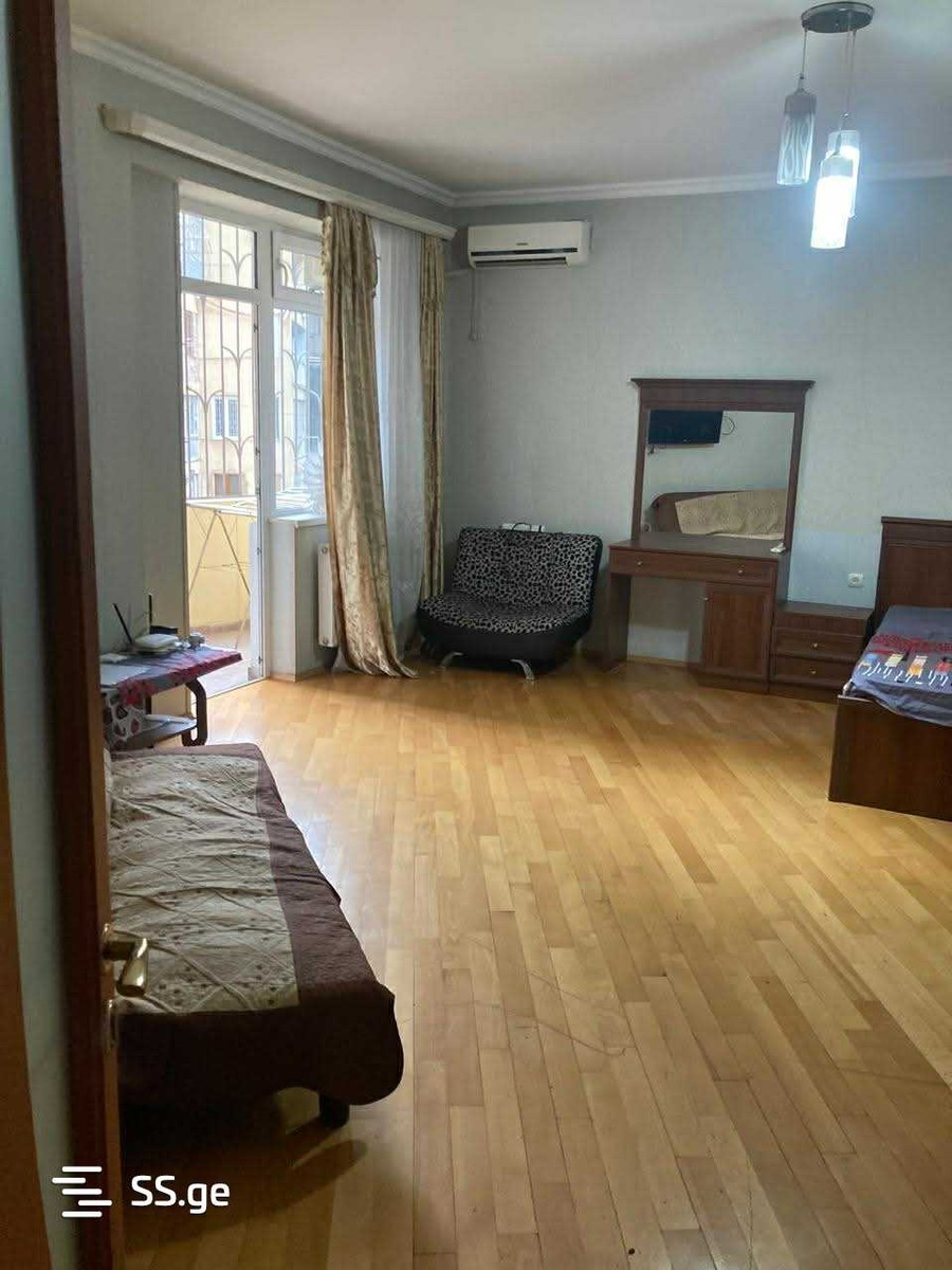 berbuki st. 8 - 1 rooms