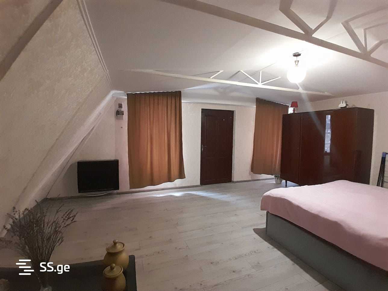 berbuki st. 10დ - 1 rooms