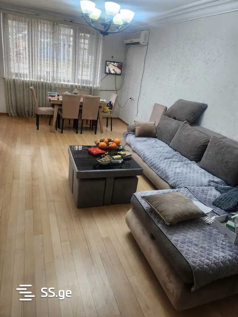 gagarin st. - 5 rooms