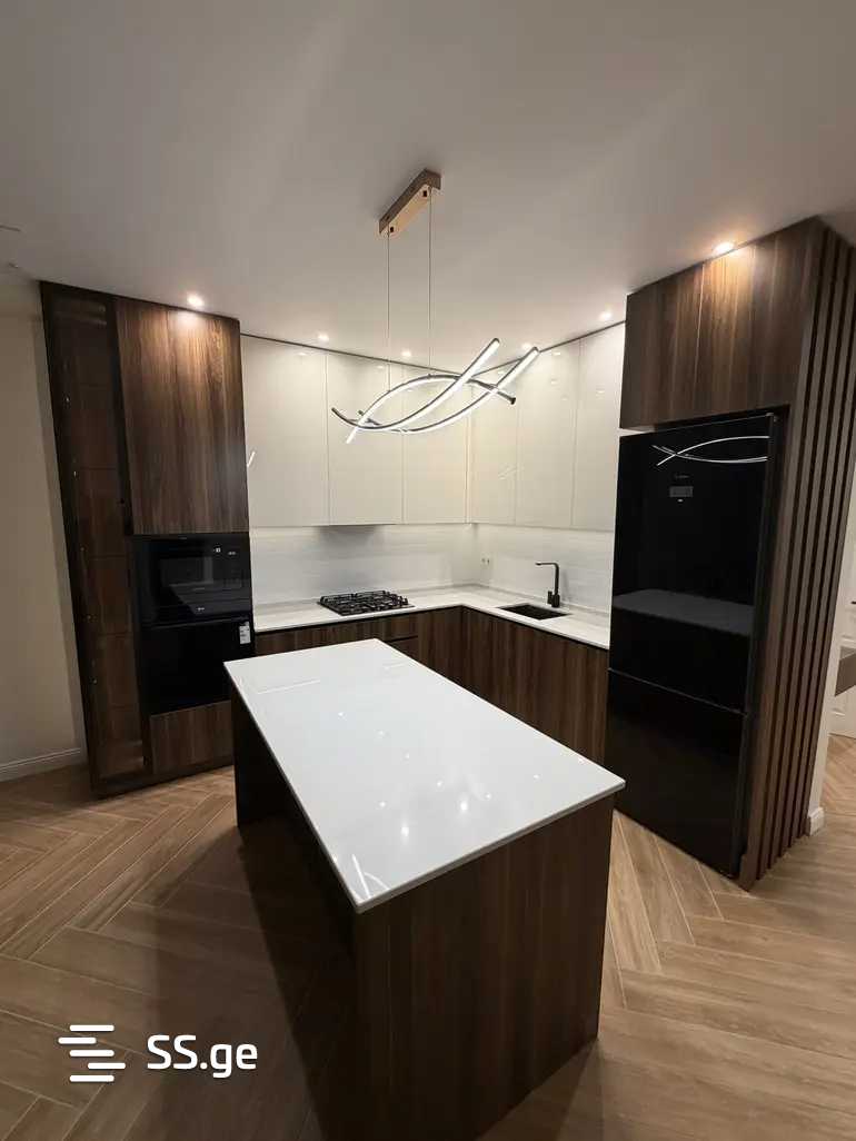 a.wereTlis avenue 7 - 3 rooms