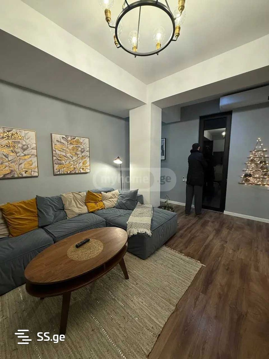 shrosha st. 8 - 4 rooms