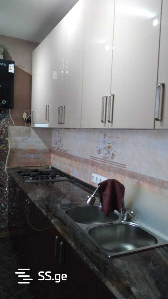 Fighters for the Unity of Georgia st. 9 - 3 rooms