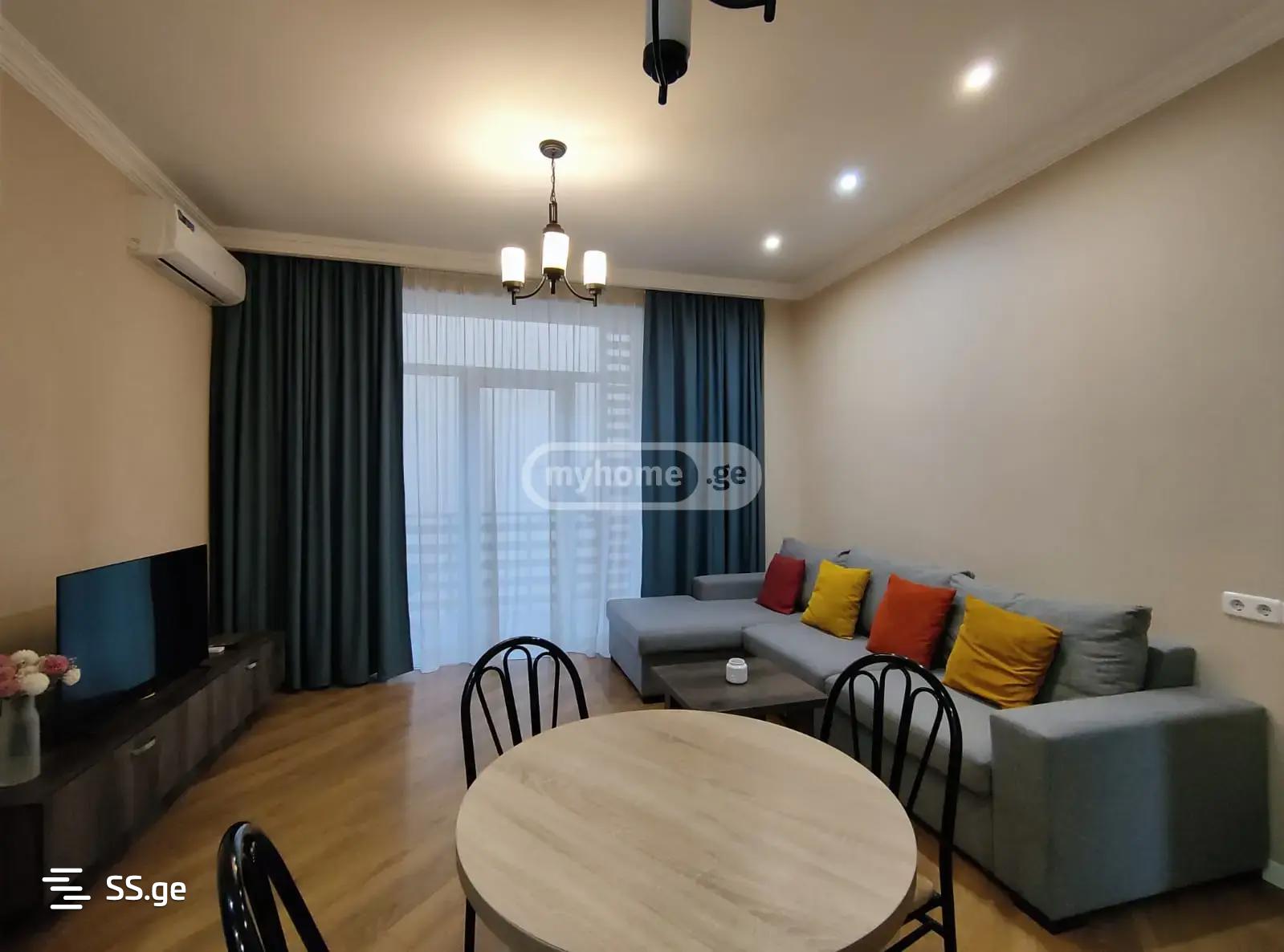 Telavi st. 45 - 3 rooms