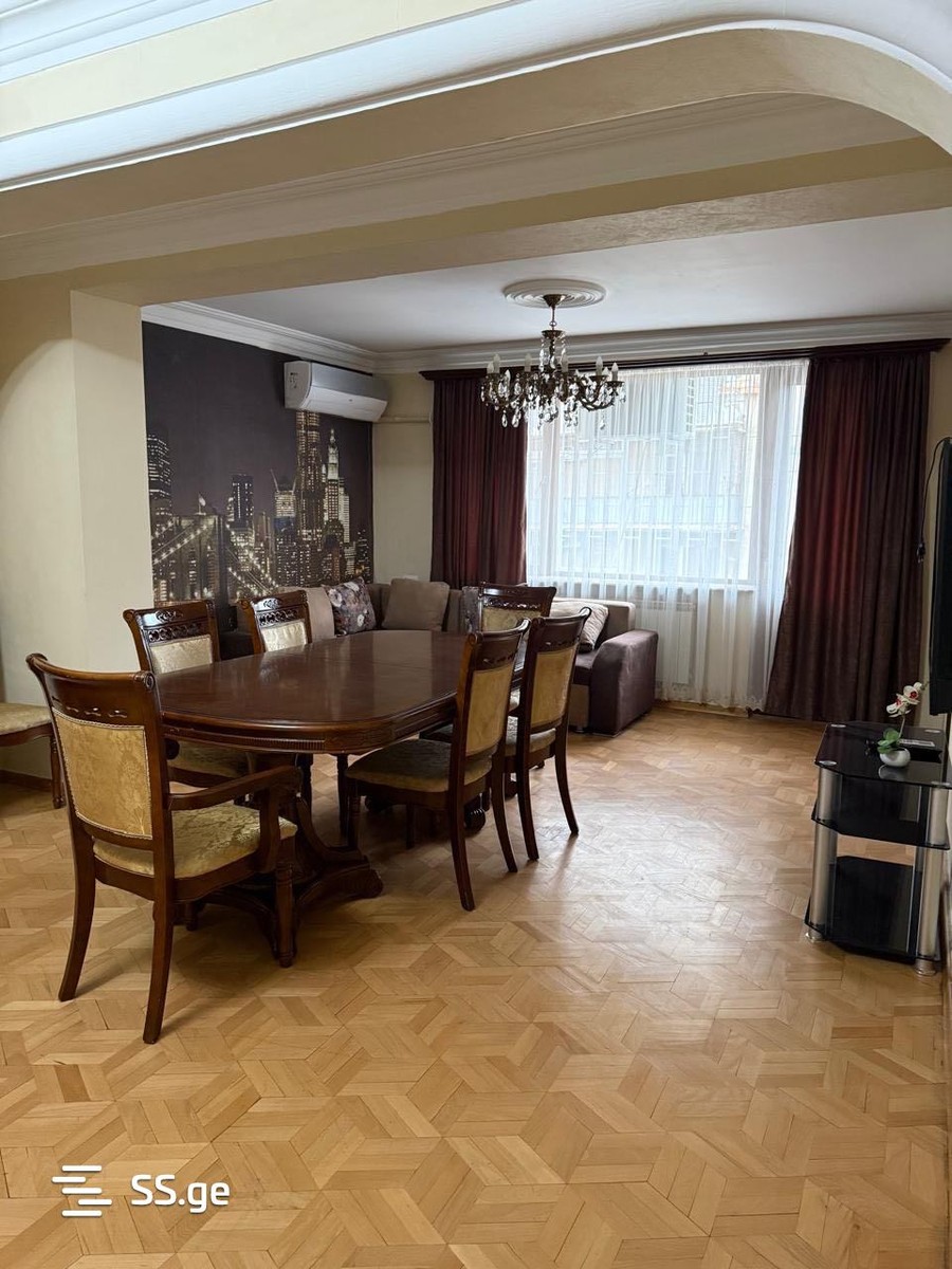 pekini st. 17 - 4 rooms