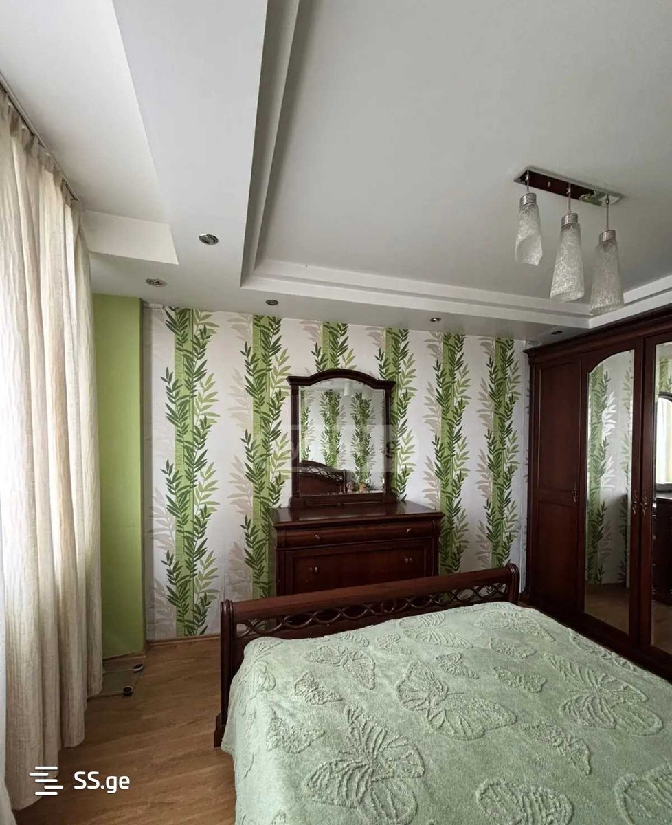 Gr. Robakidze Ave - 3 rooms