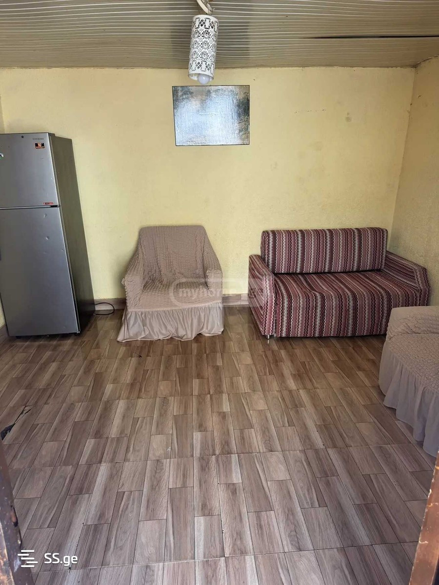 uridia st. 36 - 1 rooms