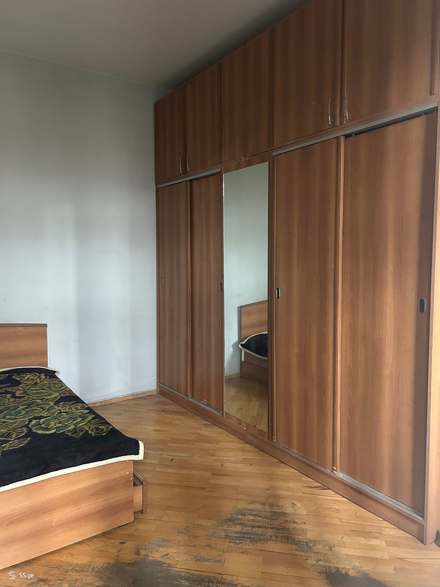 pirosmani st. 14 - 2 rooms