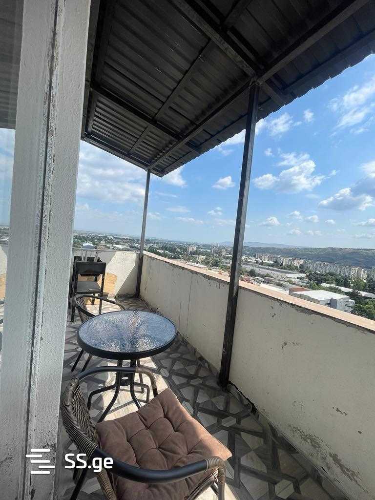 Z. Iarajuli St. 35 - 3 rooms