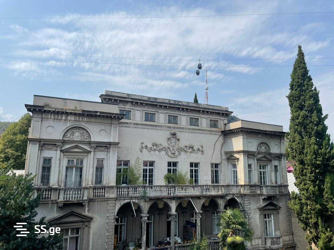 kikodze st. - 3 rooms