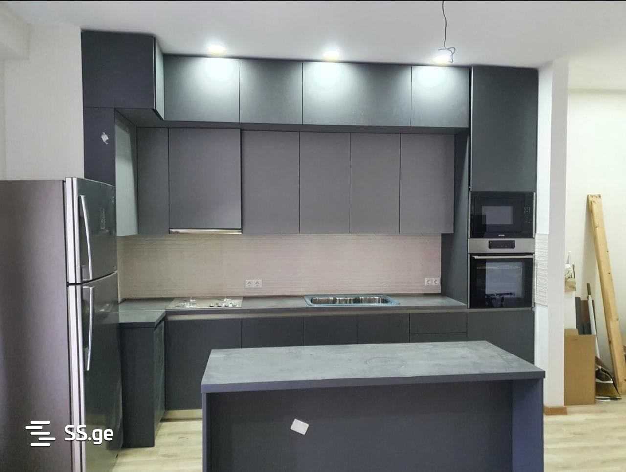 petre imeri st. 6 - 4 rooms