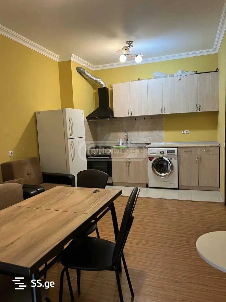 Ts. Dadiani st. (chugureti) - 3 rooms