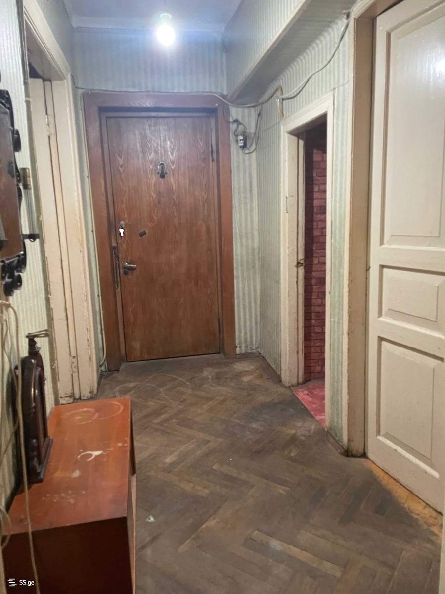 nucubidze st. 24 - 4 rooms