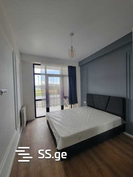 Bob walsh st. - 2 rooms