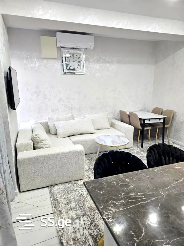 Tamarashvili st. (Saburtalo) - 4 rooms