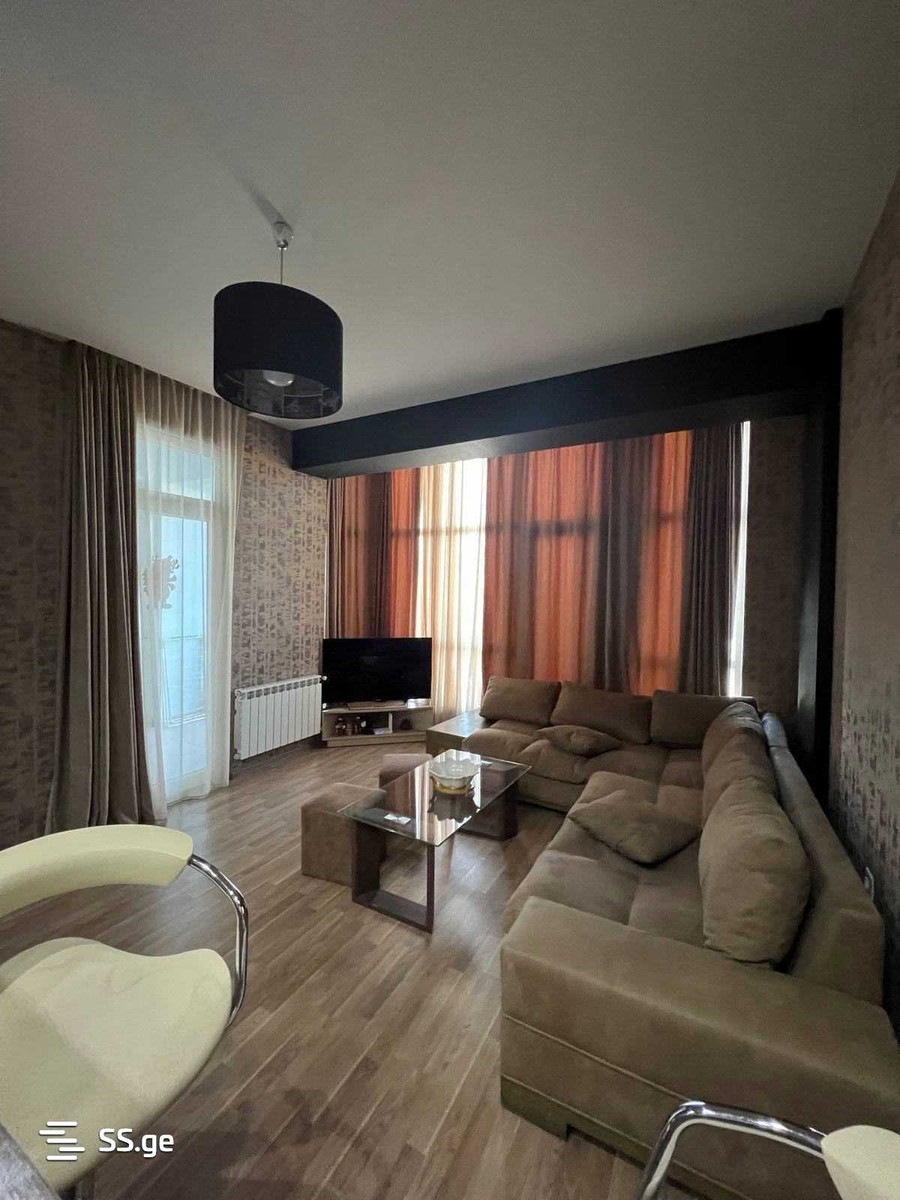 Marshal Archil Gelovani Ave. - 3 rooms