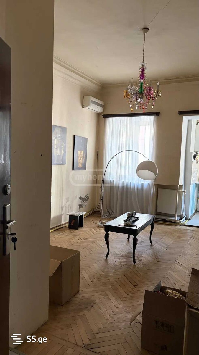 tolstoi st. 0 - 1 rooms