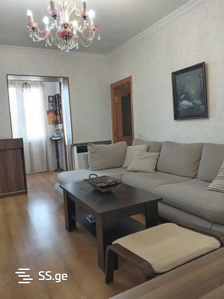 khudadovi st. 173 - 3 rooms