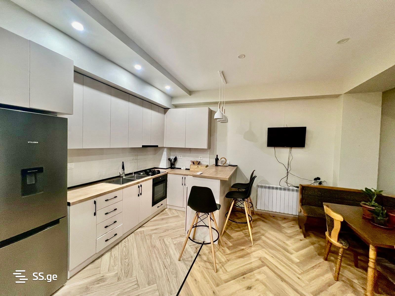 parnavaz mepe avenue 22 - 3 rooms