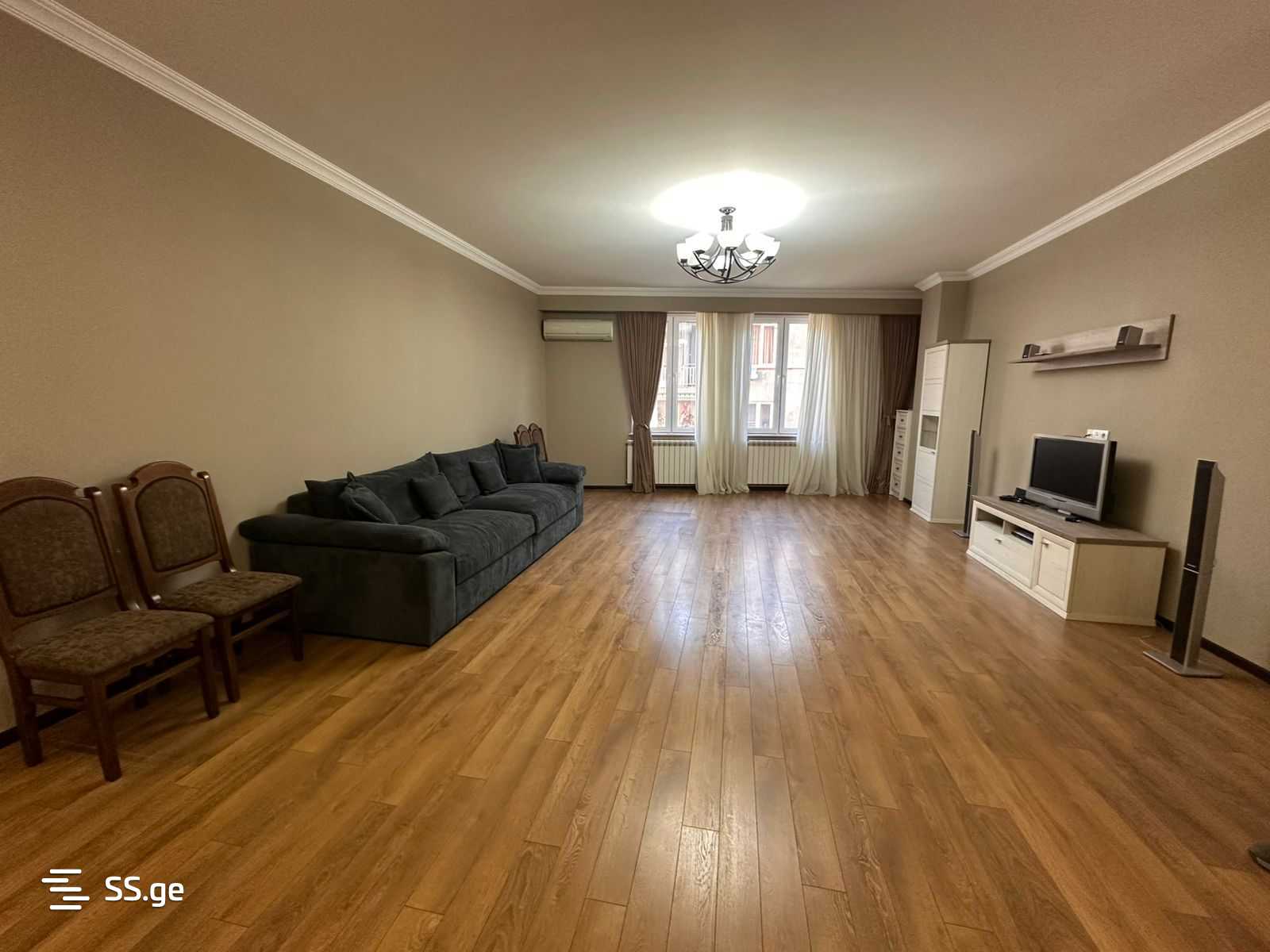 aslanidi st. 14 - 5 rooms