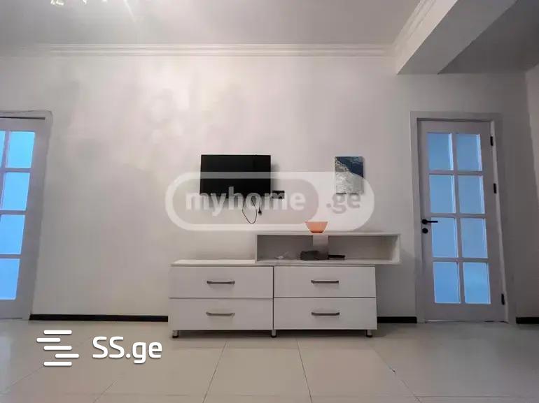 Ts. Dadiani st. (nadzaladevi) \ - 3 rooms
