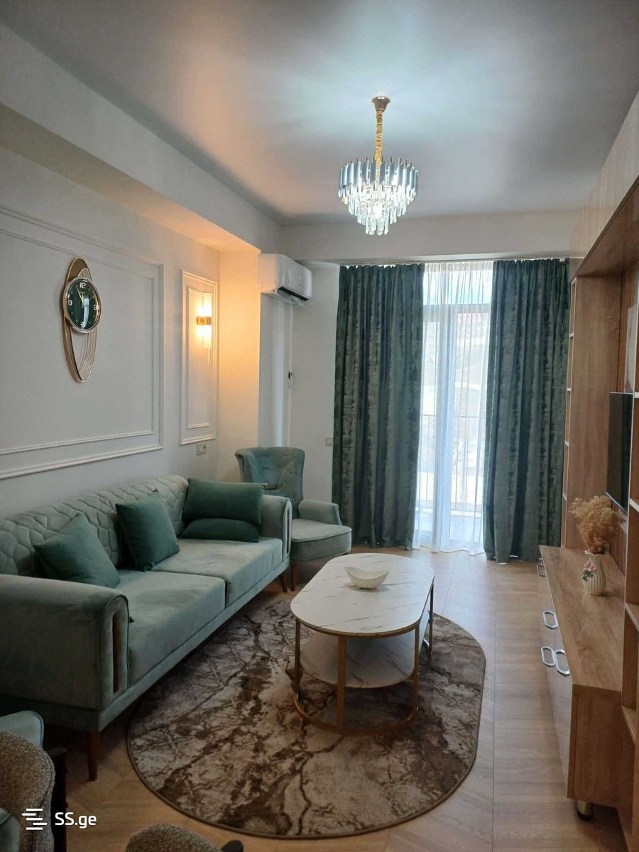 a.wereTlis avenue - 2 rooms