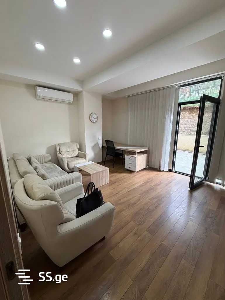 Politkovskaya St (jikia st.) - 3 rooms