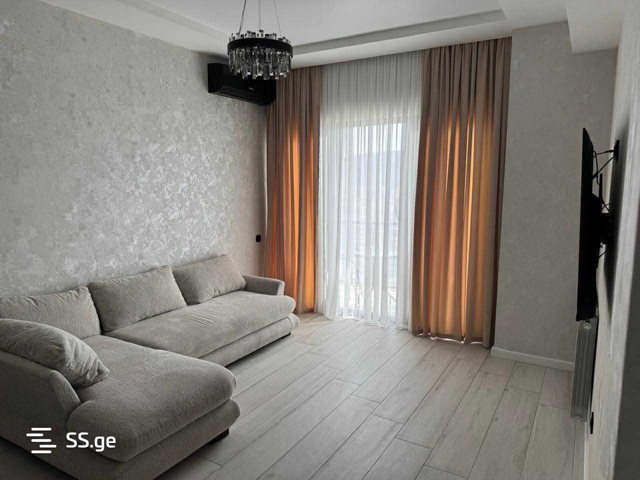 E. Amashukeli st. 0 - 2 rooms