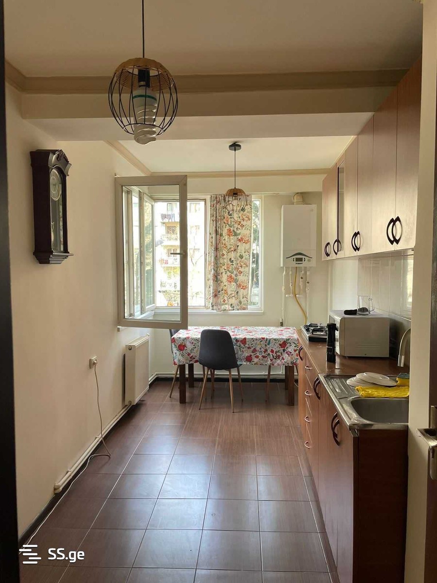 giorgi brtskinvale st. 35 - 2 rooms