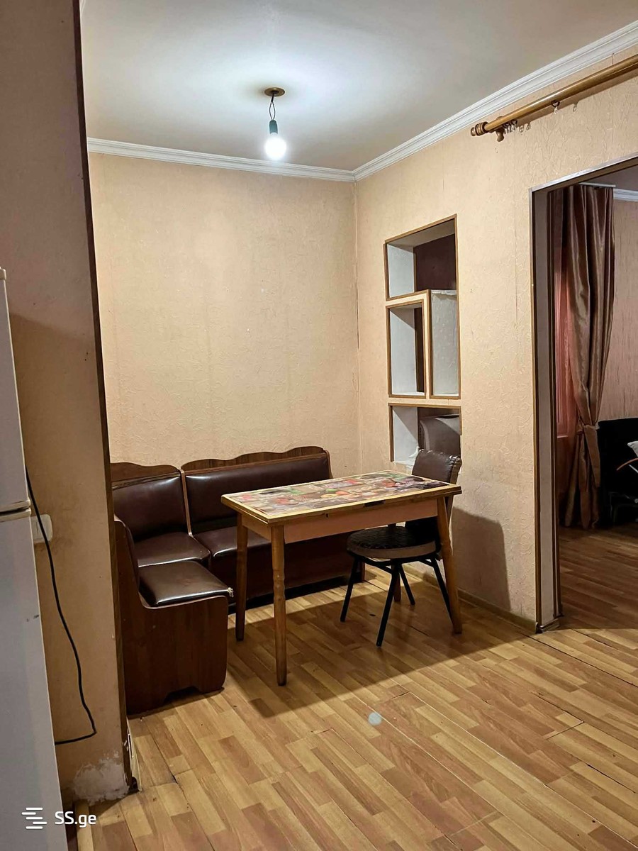 posta st. 15 - 3 rooms
