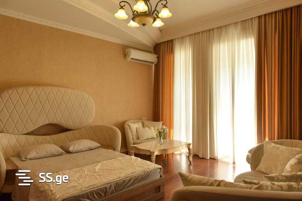 saiatnova st. 13 - 2 rooms