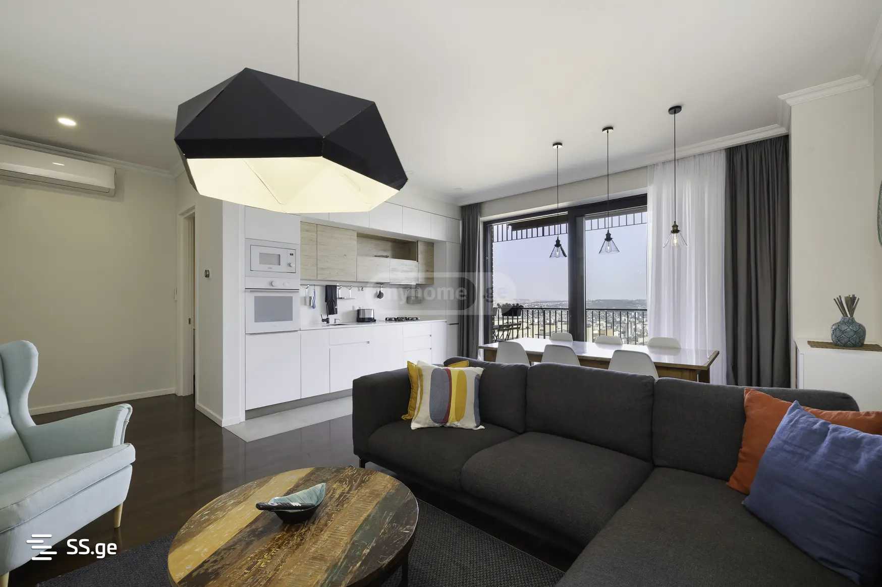 Nekerchkhli st. 3 - 4 rooms