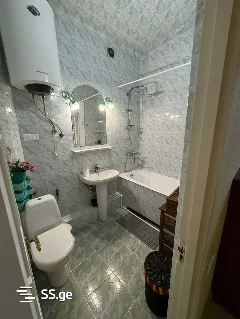 bakhtrioni st. 0 - 3 rooms