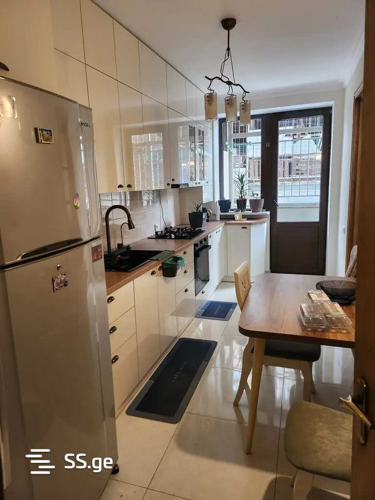 gagarin st. 16 - 3 rooms