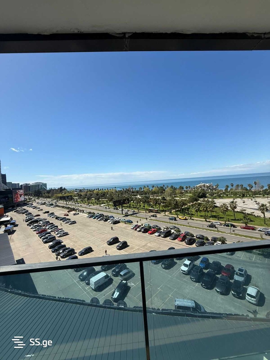 Lech and Maria Kaczynski street 0 - 2 rooms